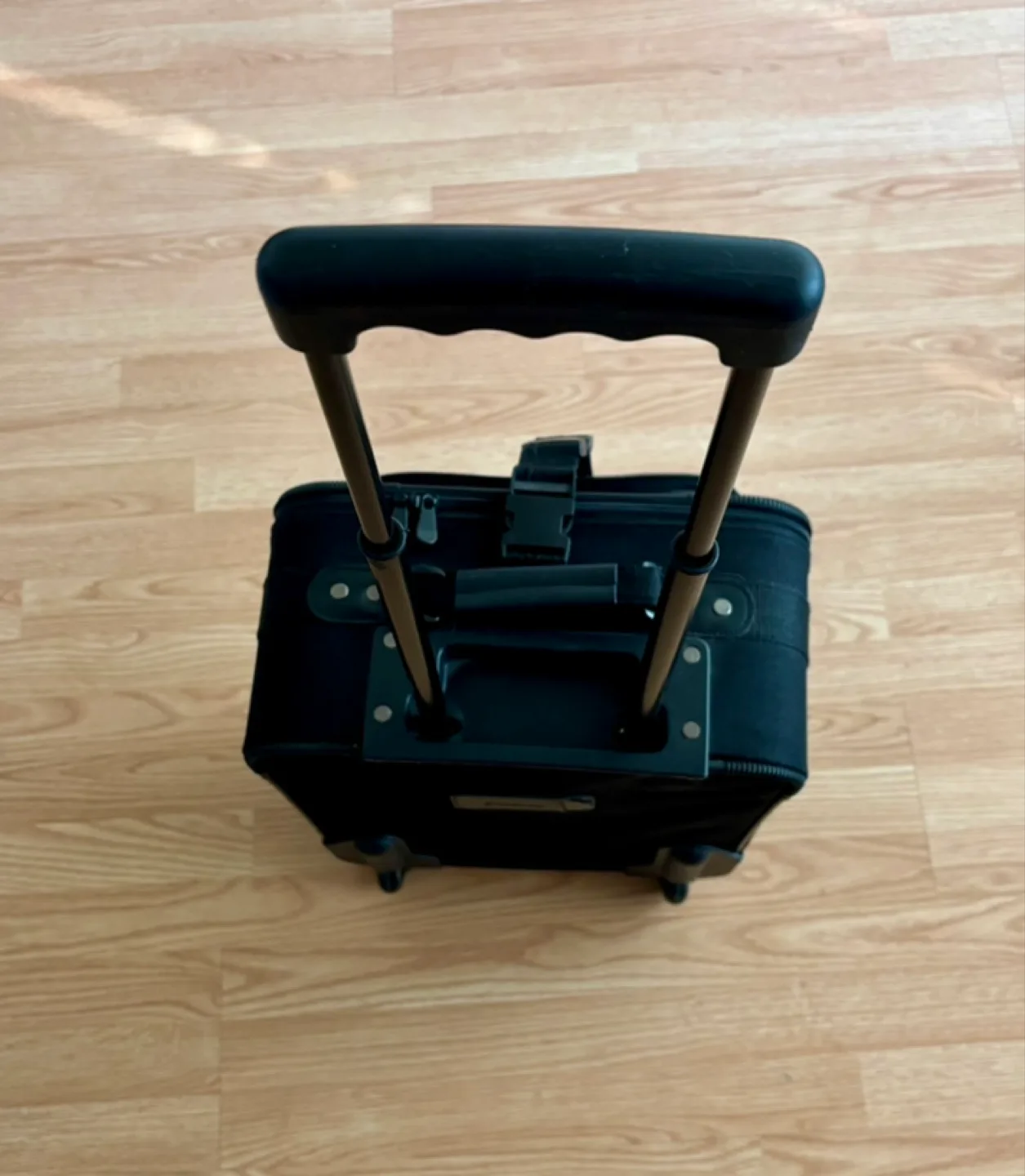 Jetliner Black Rolling Luggage💚 image indicator(5)