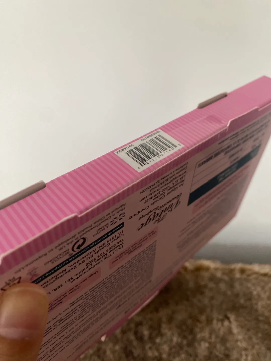 The Vintage Cosmetic Company Microwavable Eye Pillow image indicator(4)