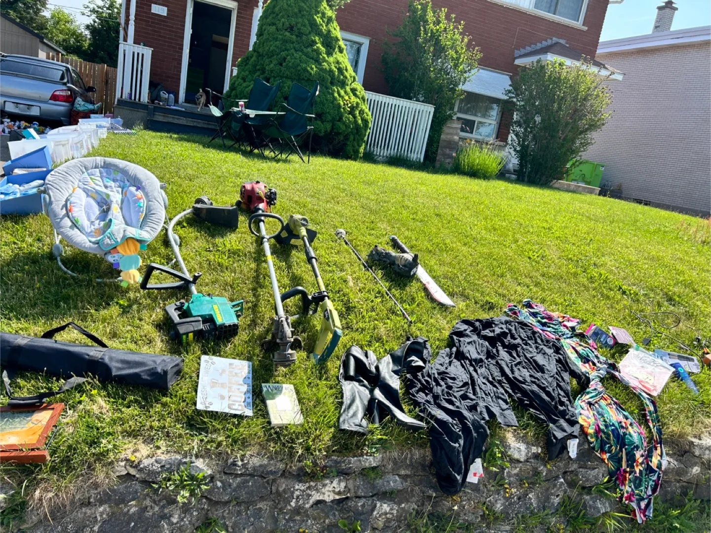 Garage Sale Items image indicator(6)