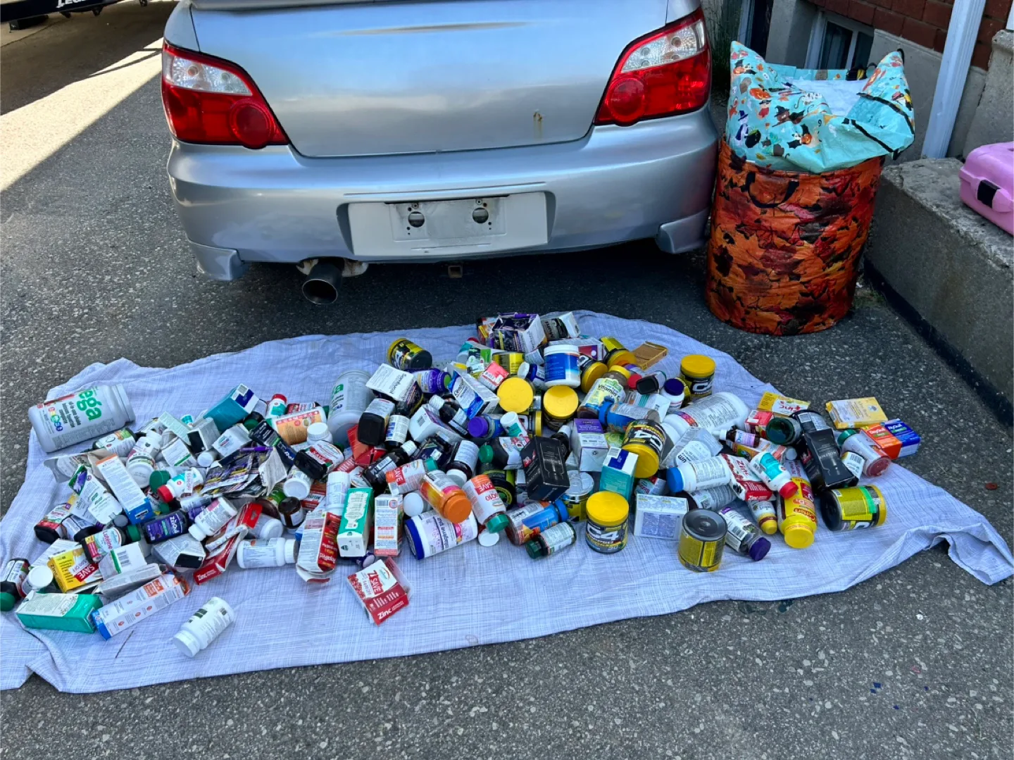 Garage Sale Items image indicator(2)