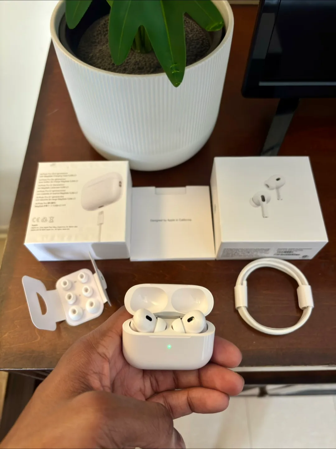 AirPods Pro 2nd Gen - (Best Offer) thumbnail