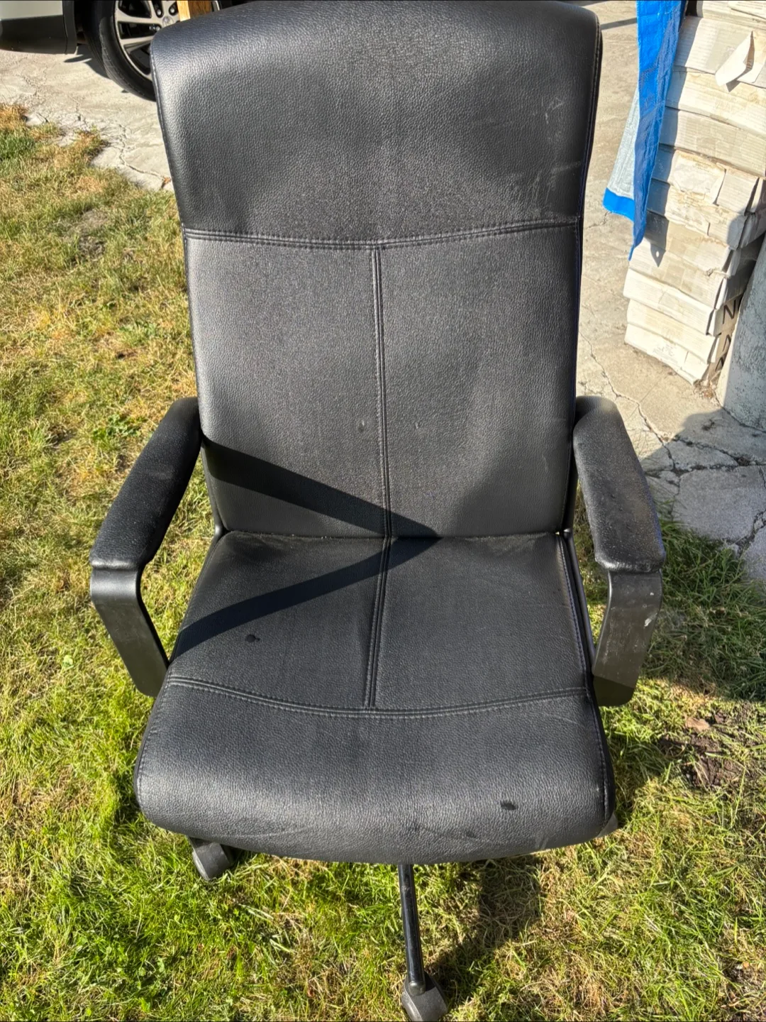 Desk and Office Chair Combo image indicator(3)