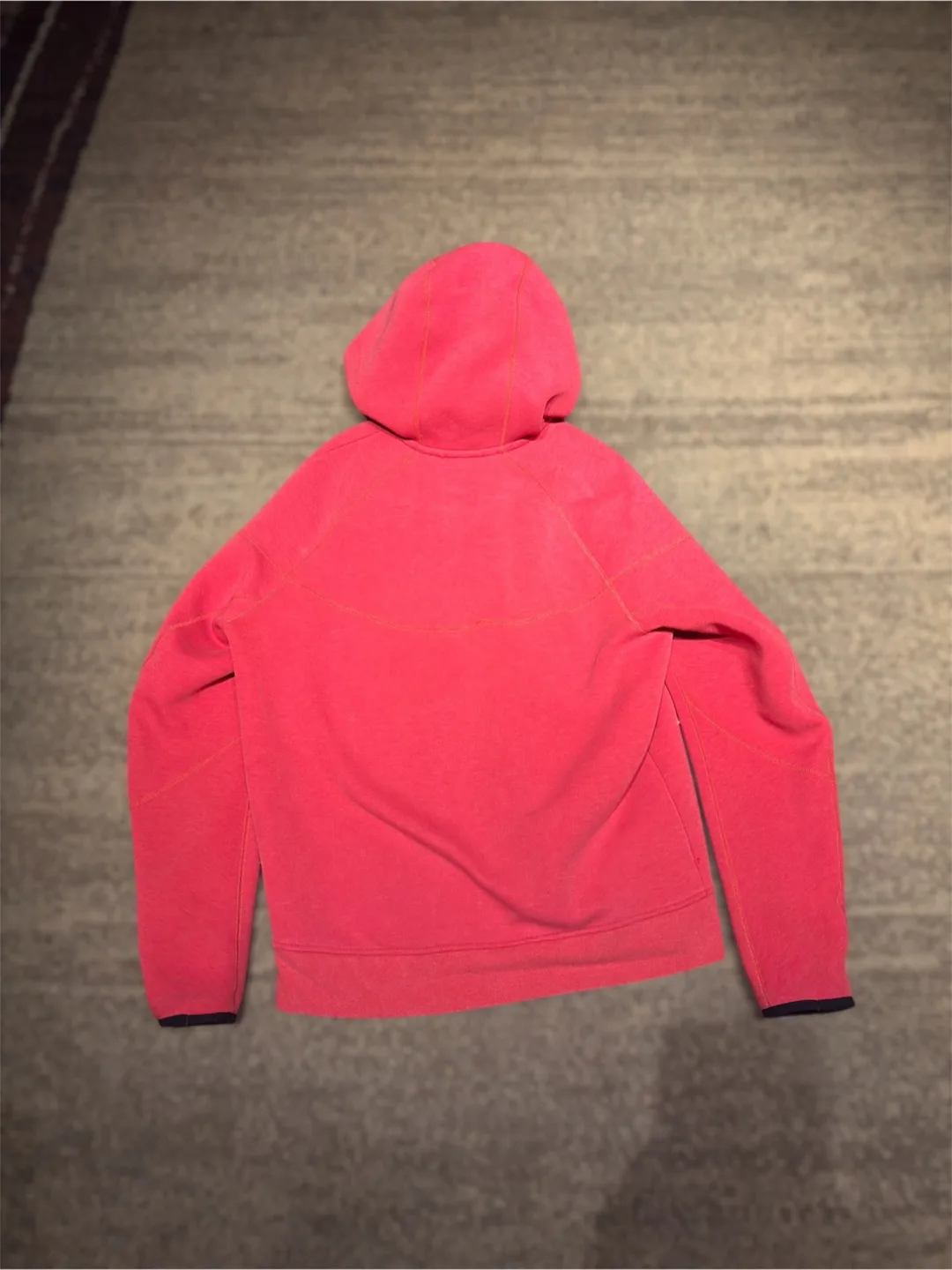 Nike Tech Fleece Hoodie – Red Men’s Large image indicator(8)