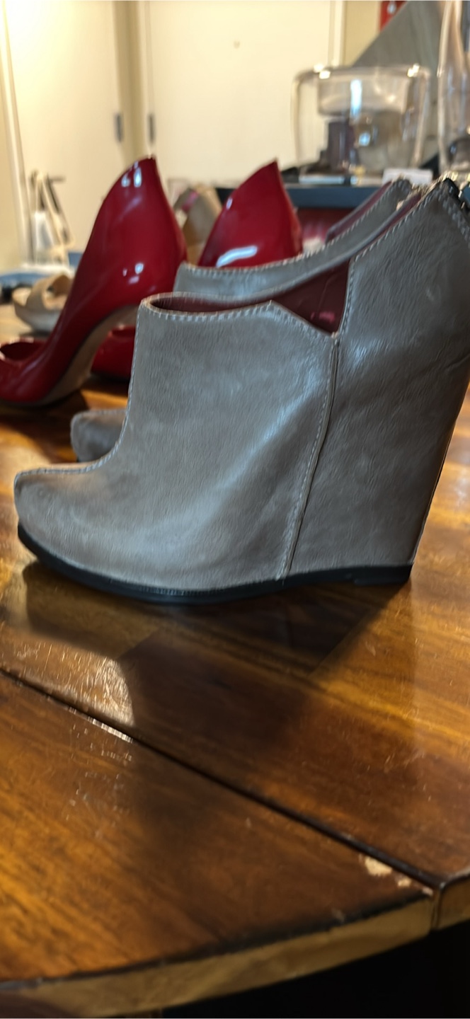 Ladies' Heels - Assorted - photo 2