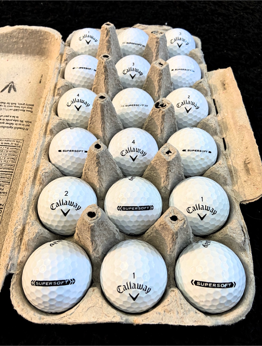 18 Callaway Supersoft Golf Balls