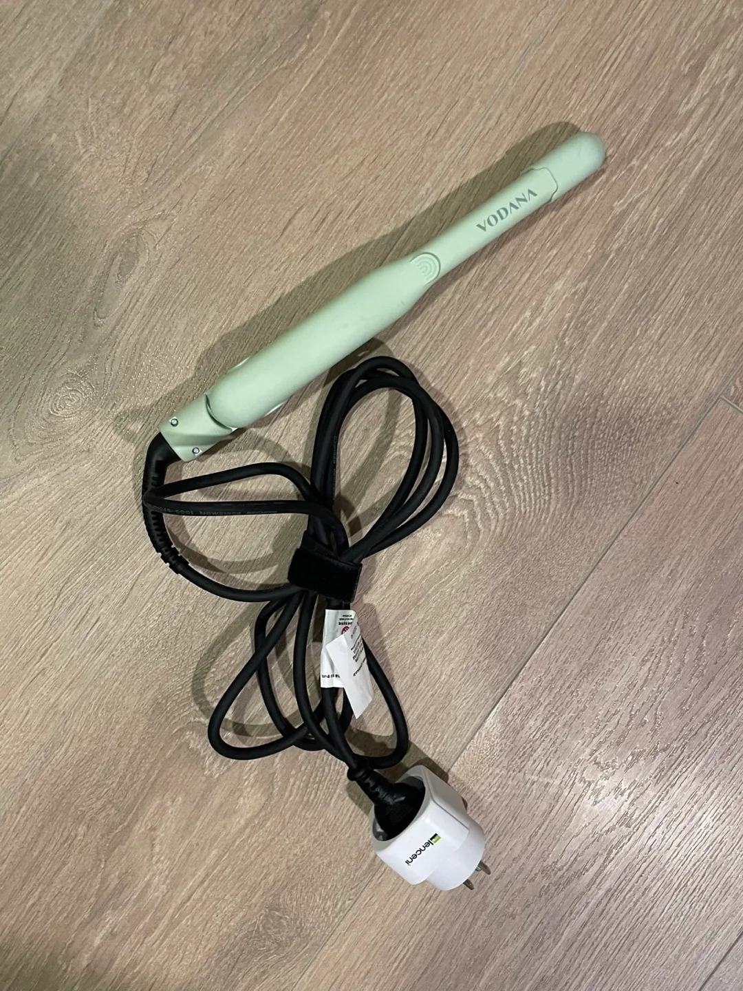 VODANA Hair Straightener thumbnail