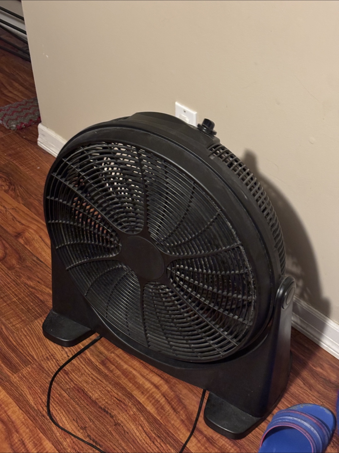 Black Oscillating Huge Fan - photo 2
