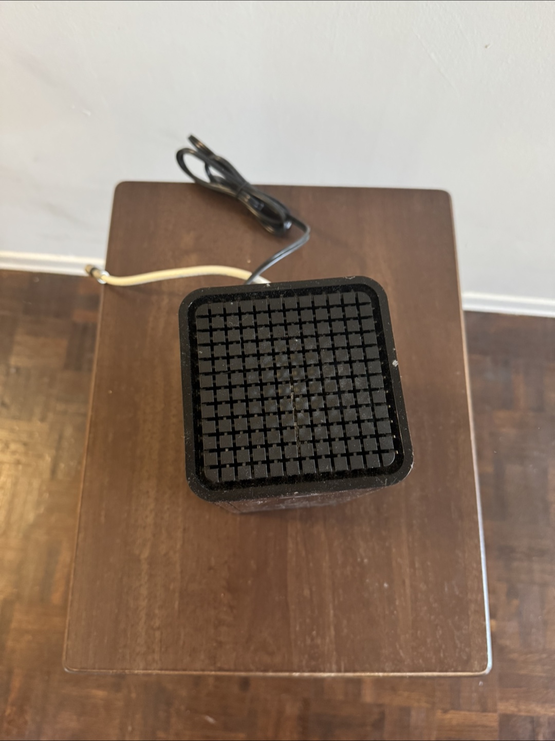 Hitron CODA-4580 Cable Modem - photo 2