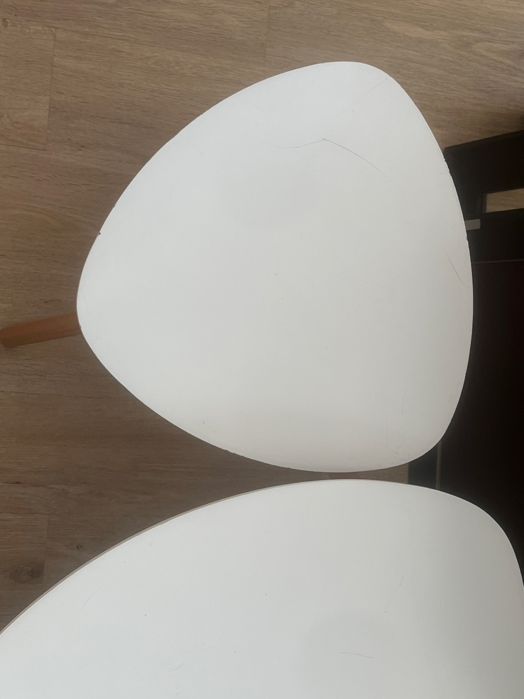 Modern White Side Tables - Set of 2 - photo 2