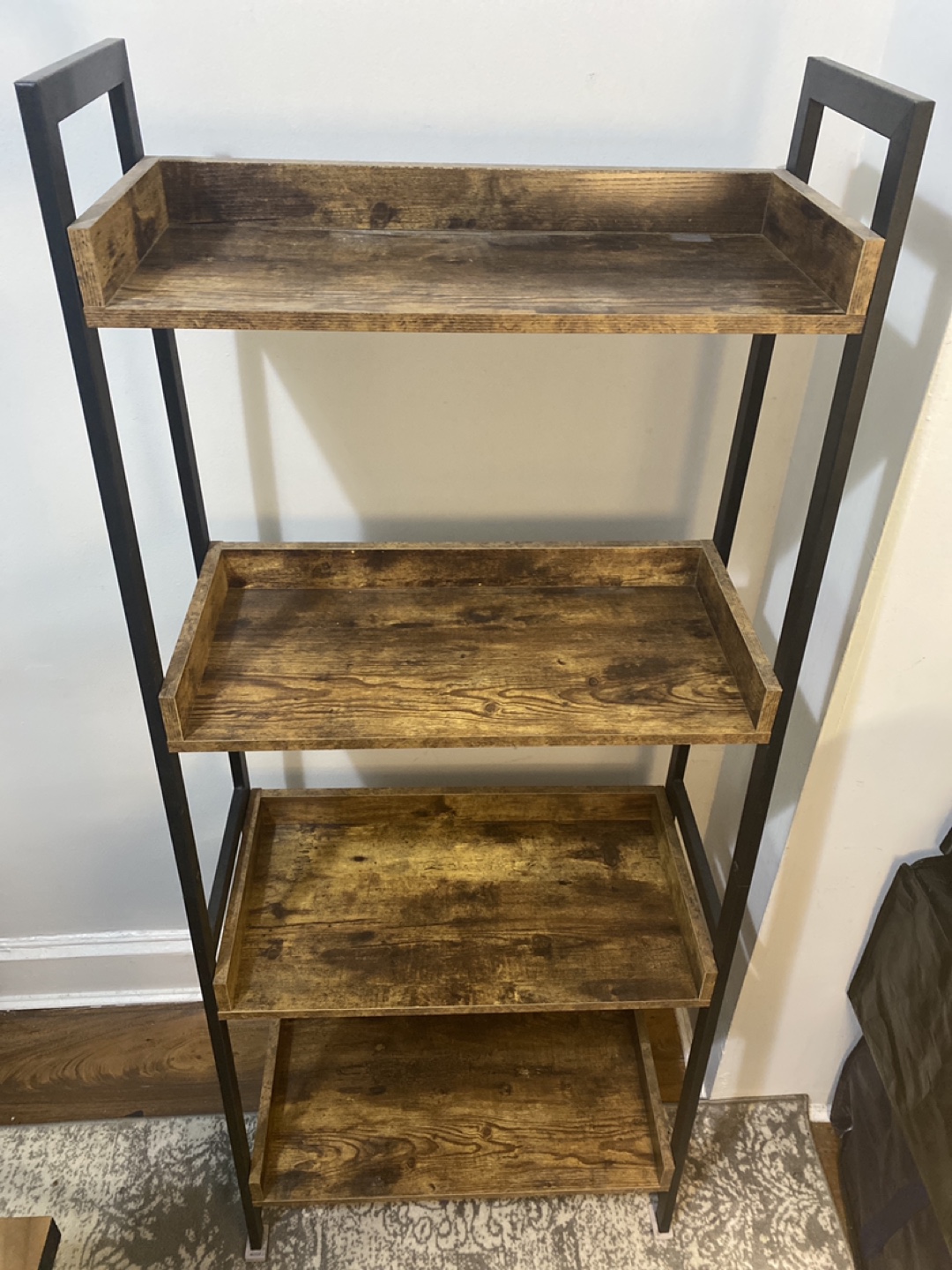 Bookshelf - photo 2