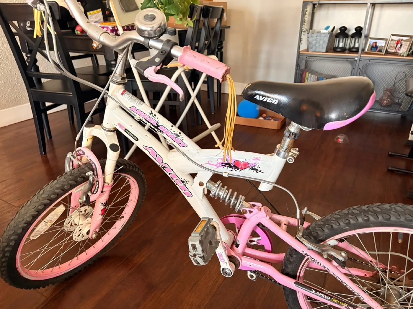Avigo Angel 20" kids bike thumbnail