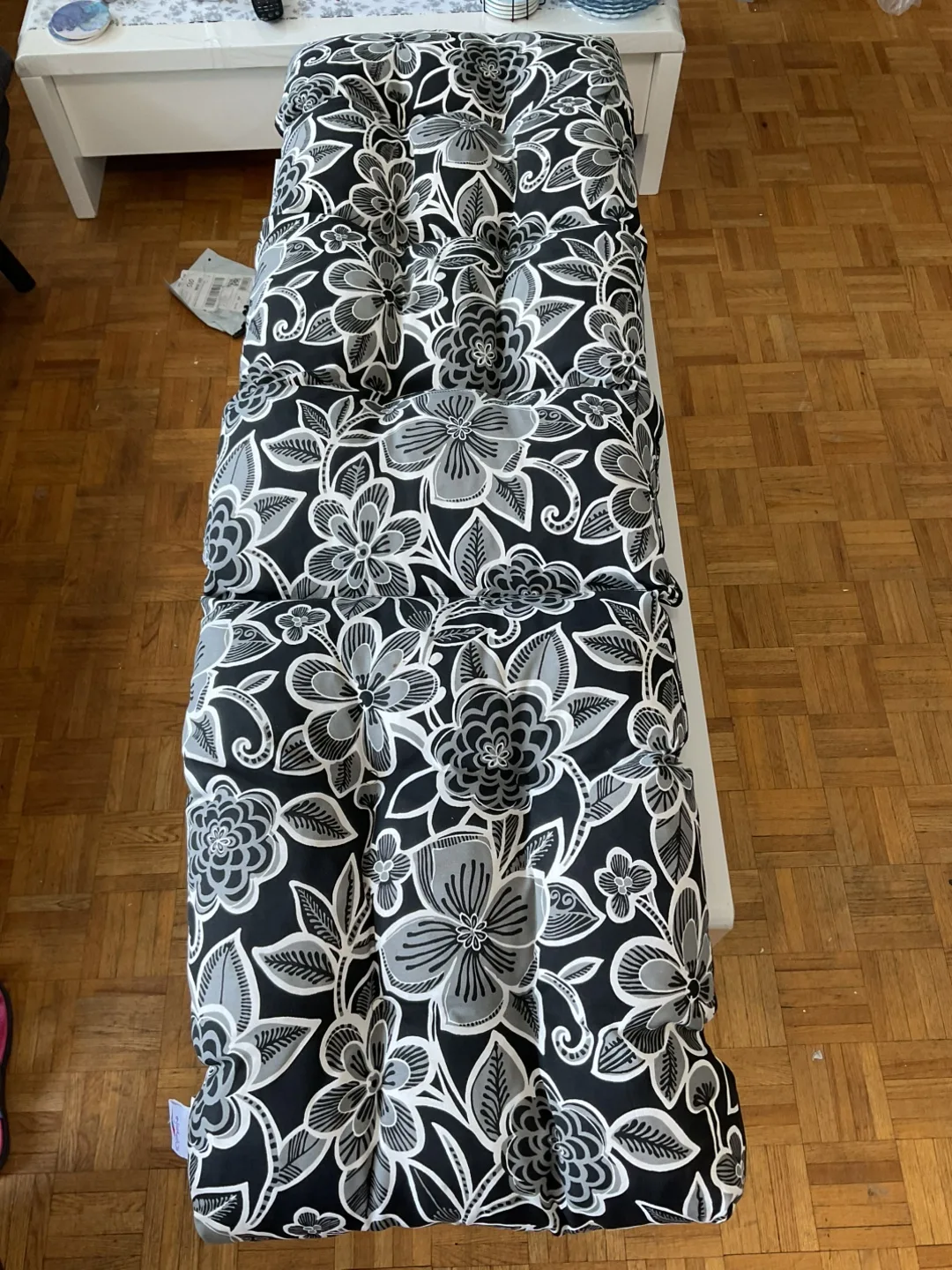 Black and White Floral Seat Cushion thumbnail