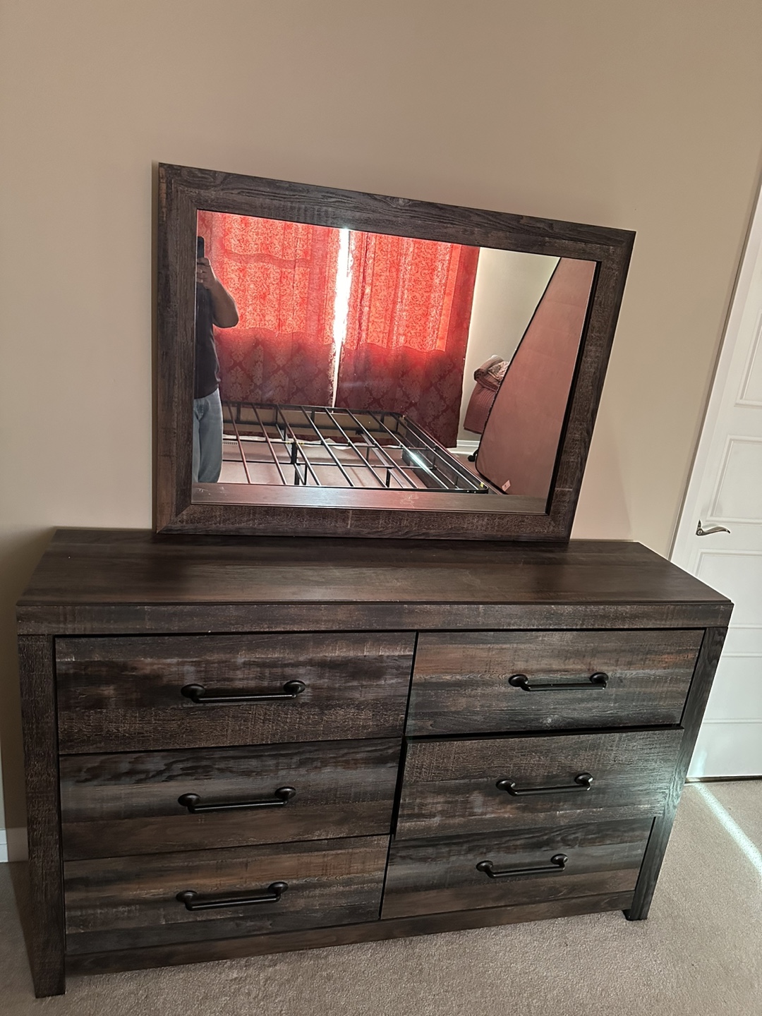 Ashley Dresser with Mirror - photo 2