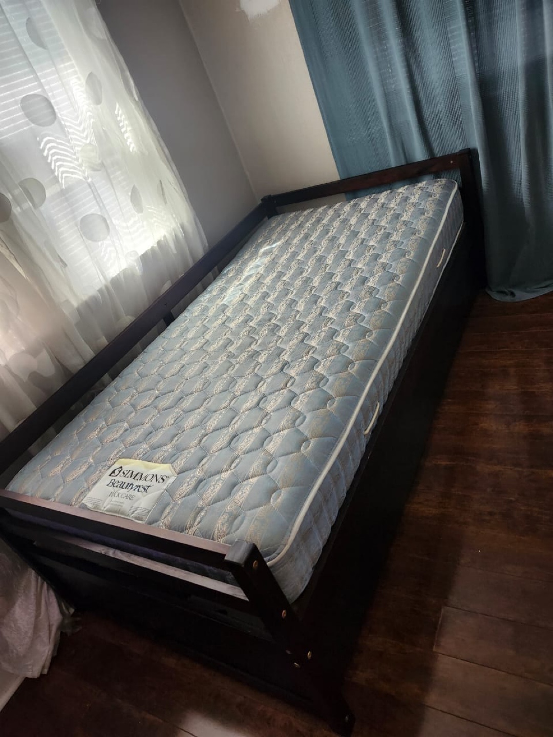 Single Bed (Not the mattress)