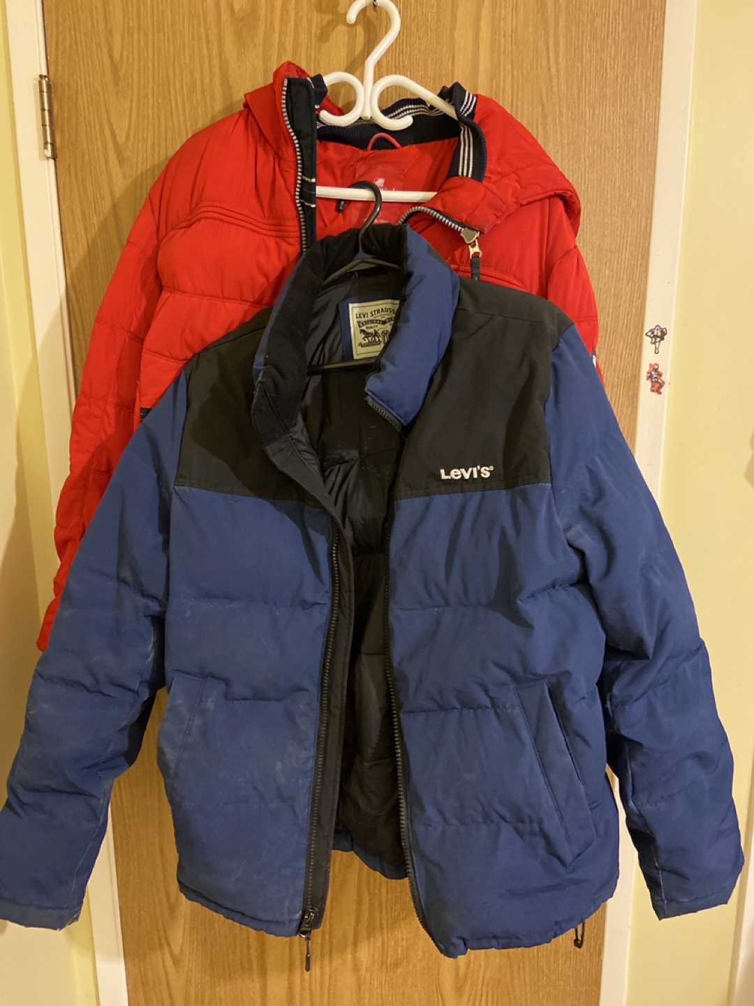 Kings Wind Winter Puffer Jacket - Red and blue Levi