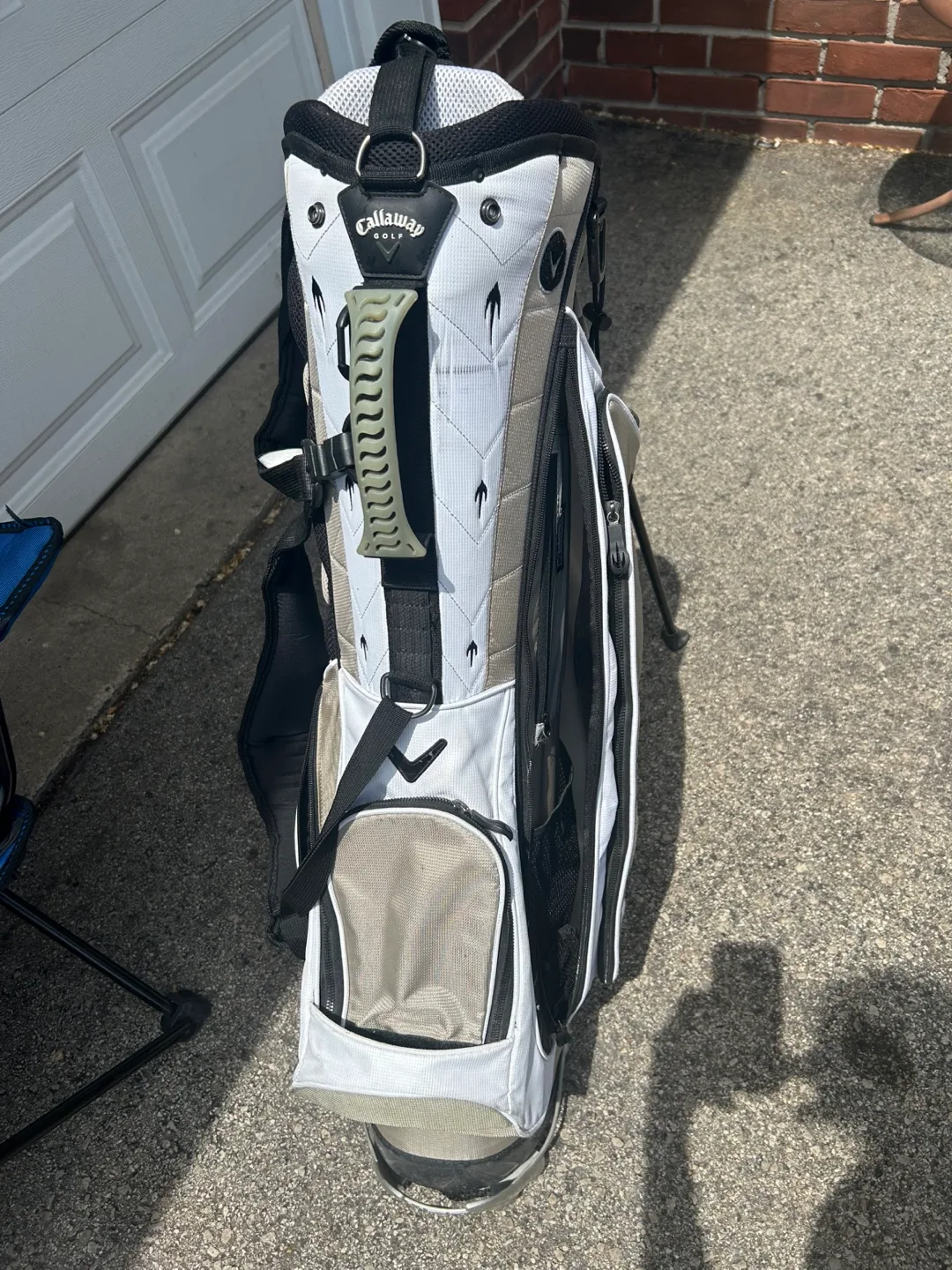 Callaway Golf Bag with Stand image indicator(4)