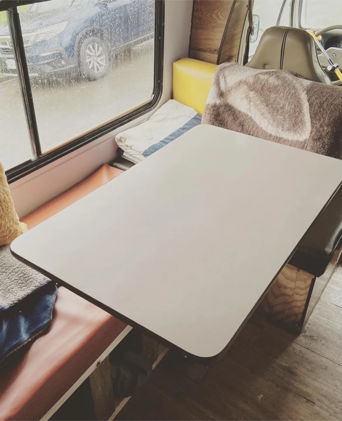 Vintage Dodge Ram Campervan image indicator(7)