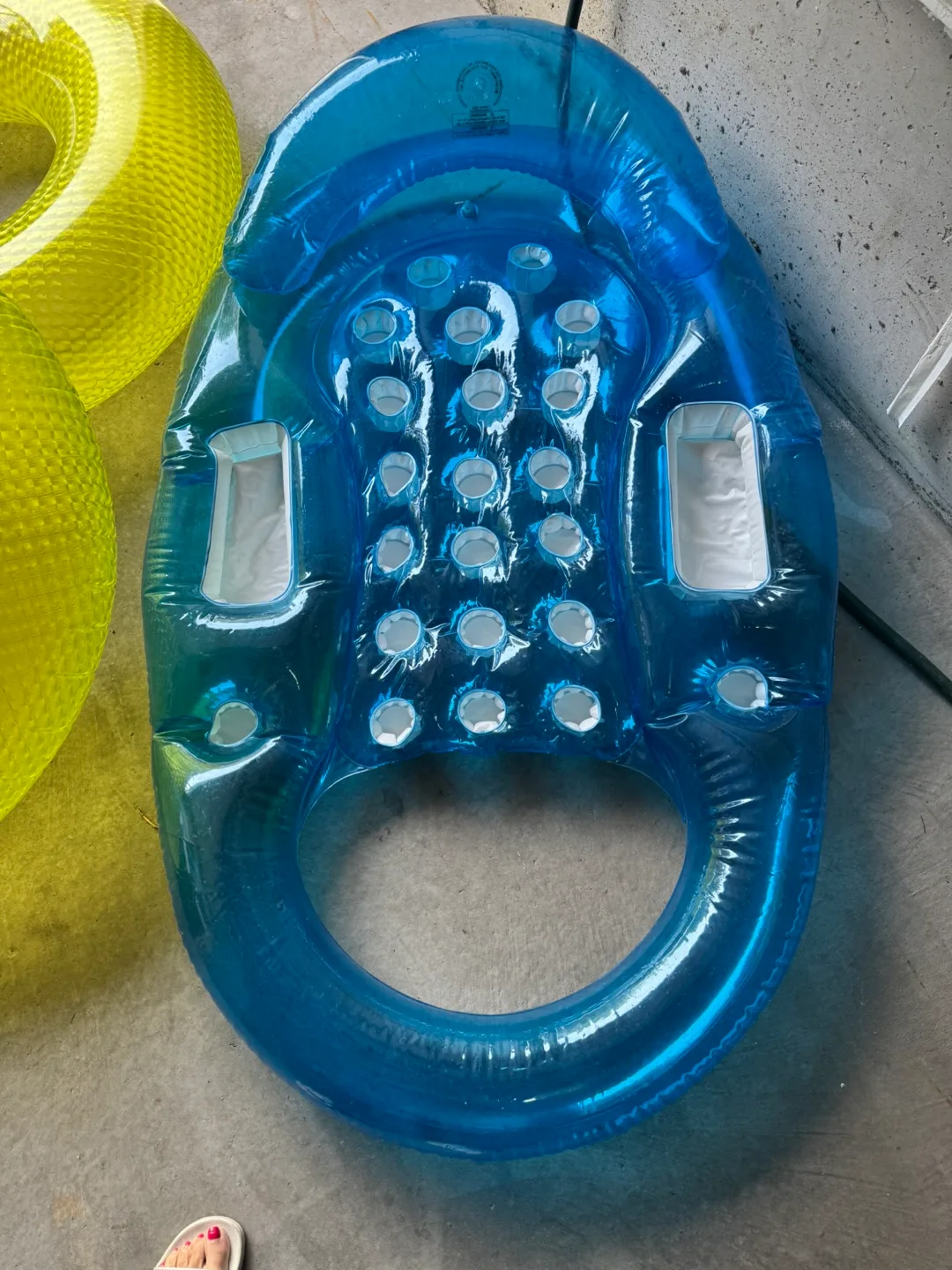 Pool Floats and Tubes image indicator(4)