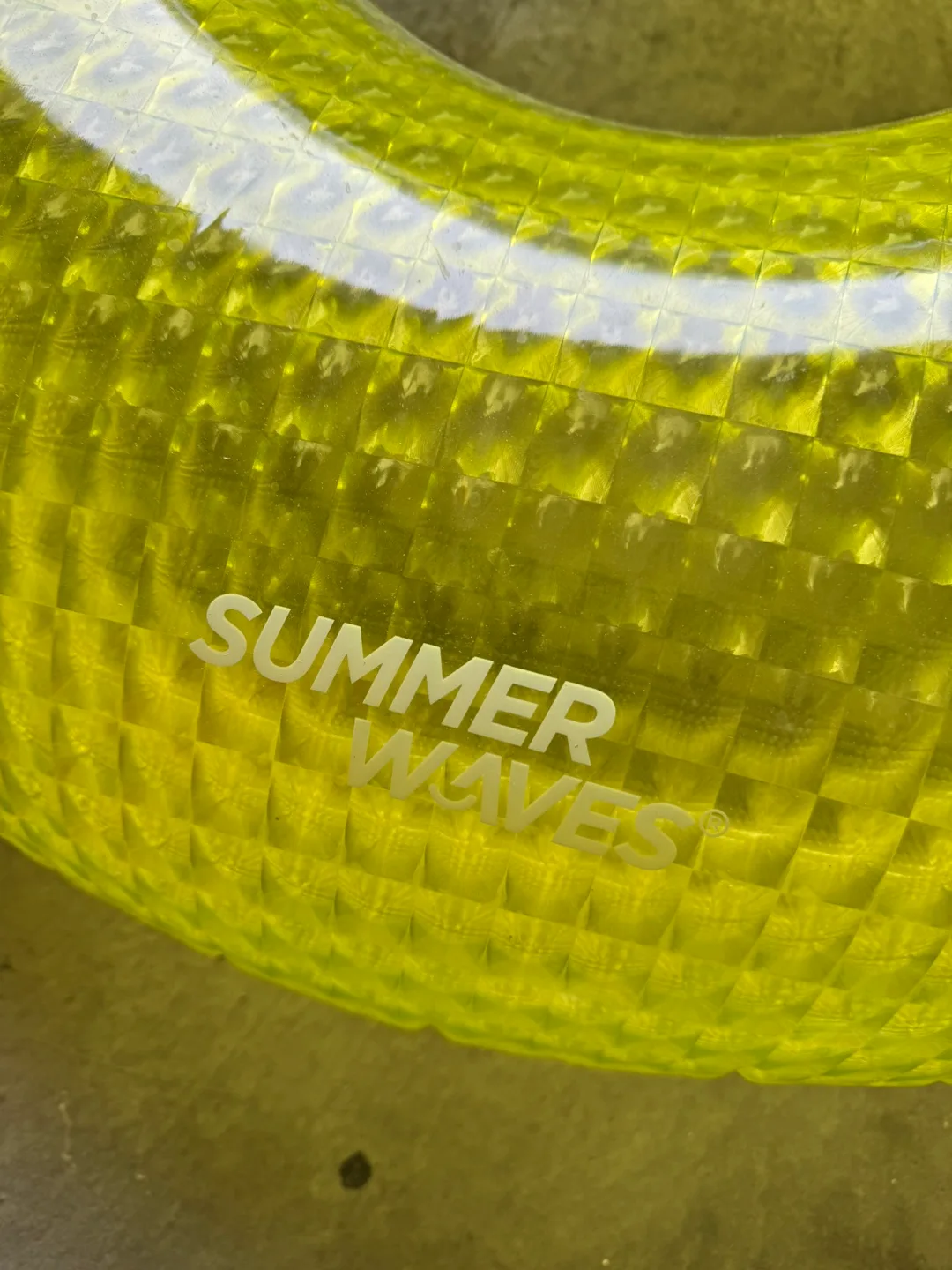 Pool Floats and Tubes image indicator(2)