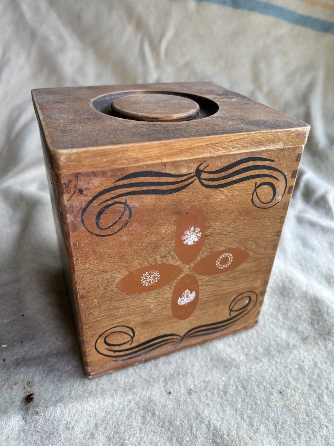 Vintage Wooden Boxes with Decorative Design - photo 5