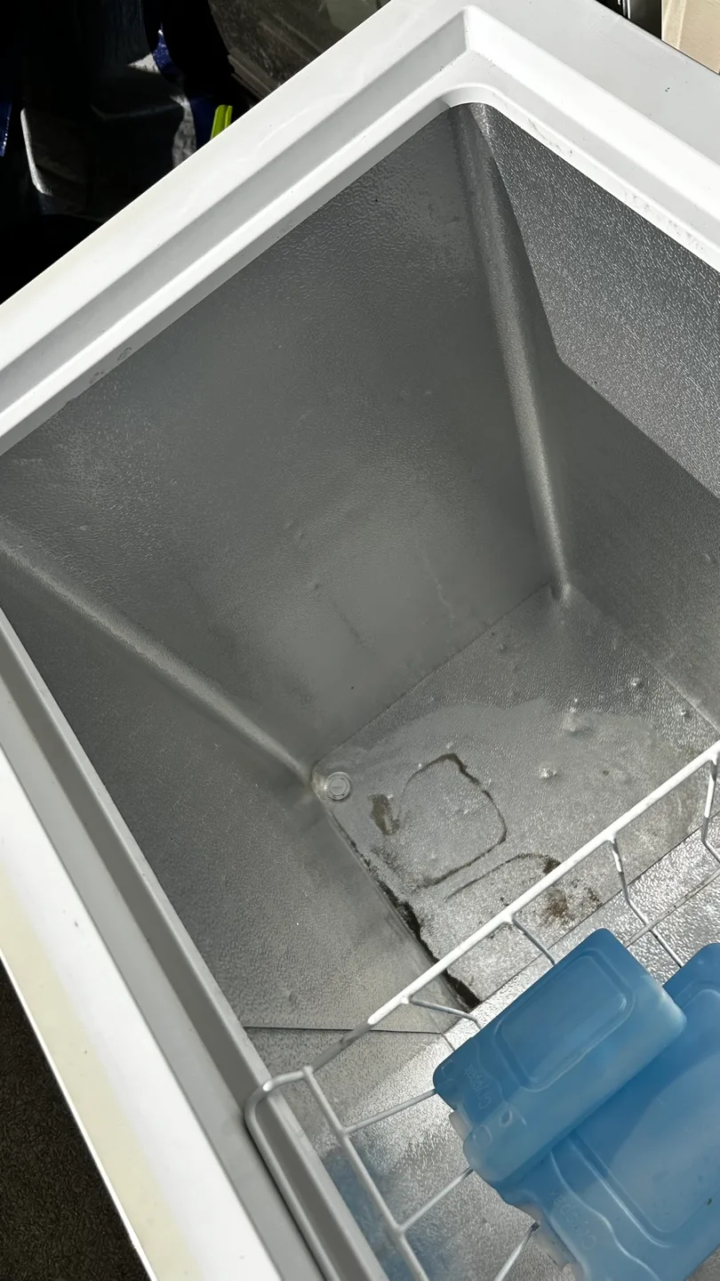 Frigidaire Chest Freezer image indicator(6)