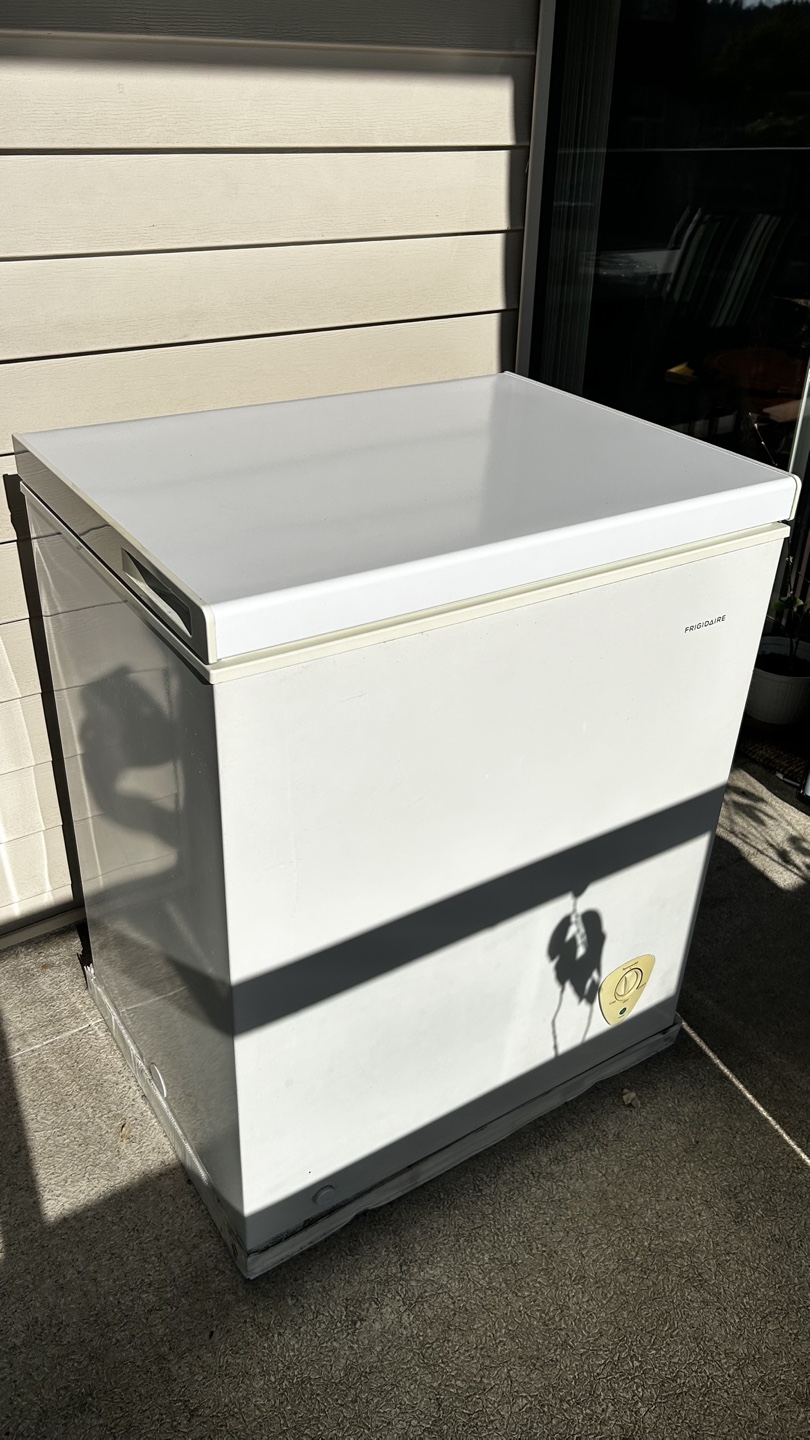 Frigidaire Chest Freezer