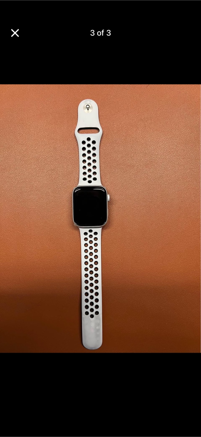 Apple Watch Nike SE GPS, 44mm Silver Al/Pure Platinum/Black.