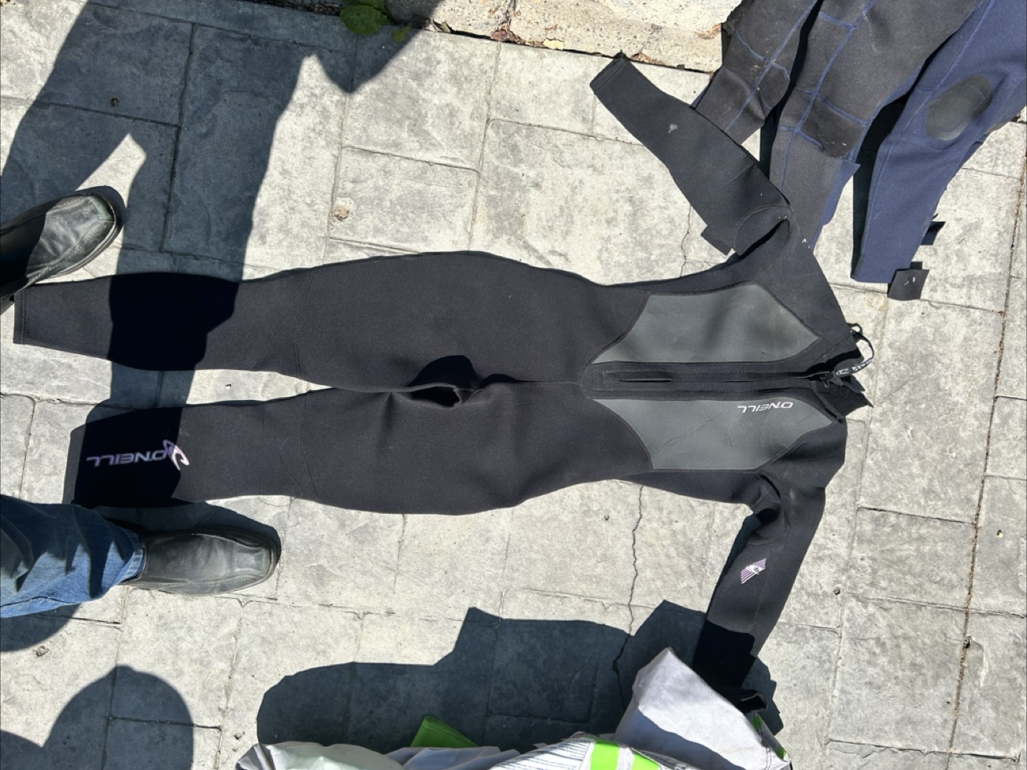 Wetsuit bundle