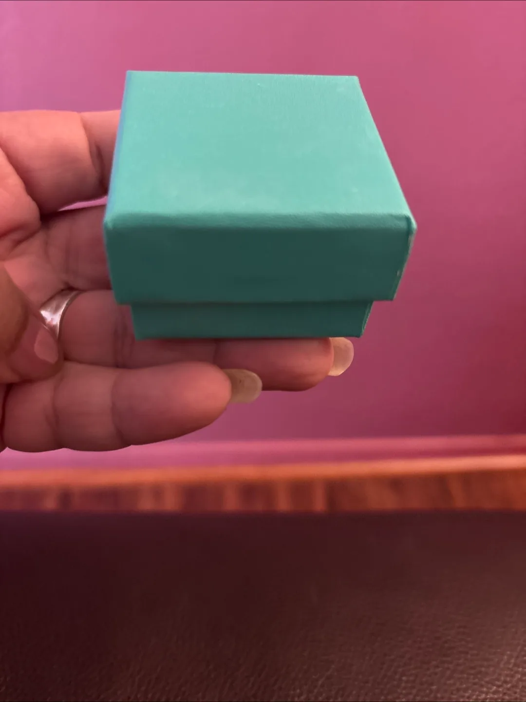 Tiffany Blue enamel silver SS Heart Earrings image indicator(8)