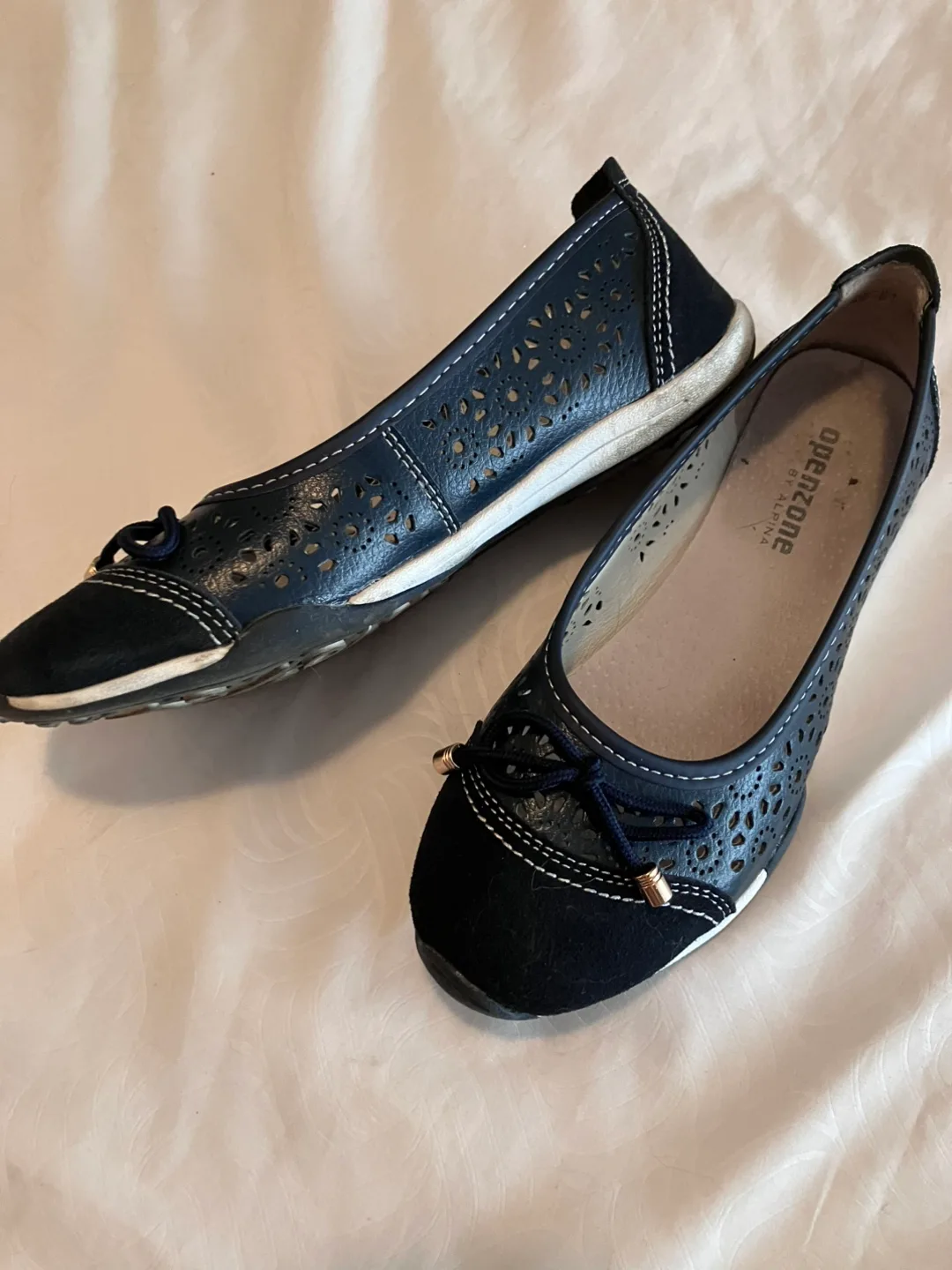 Navy Blue Open Zone Flats image indicator(2)