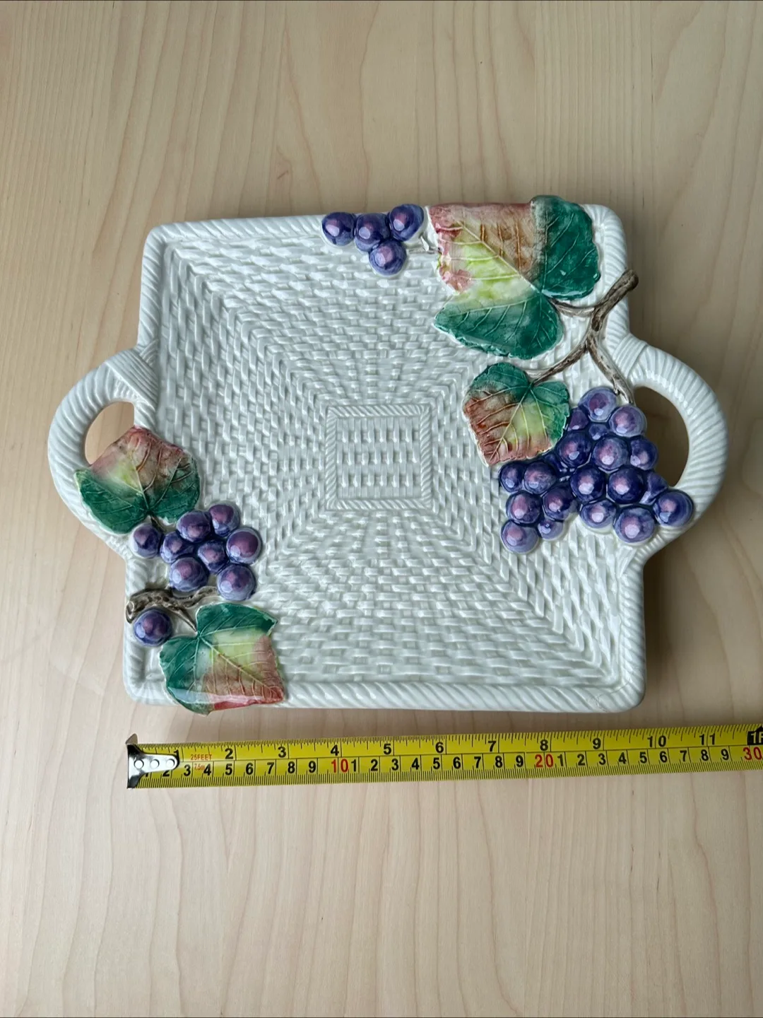 Beautiful Square Plate thumbnail