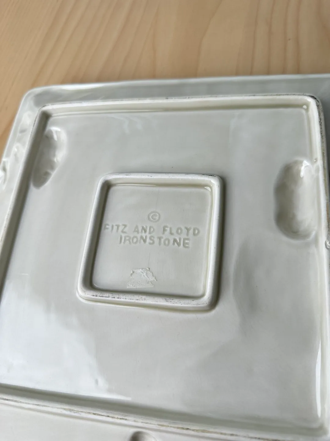 Beautiful Square Plate image indicator(3)