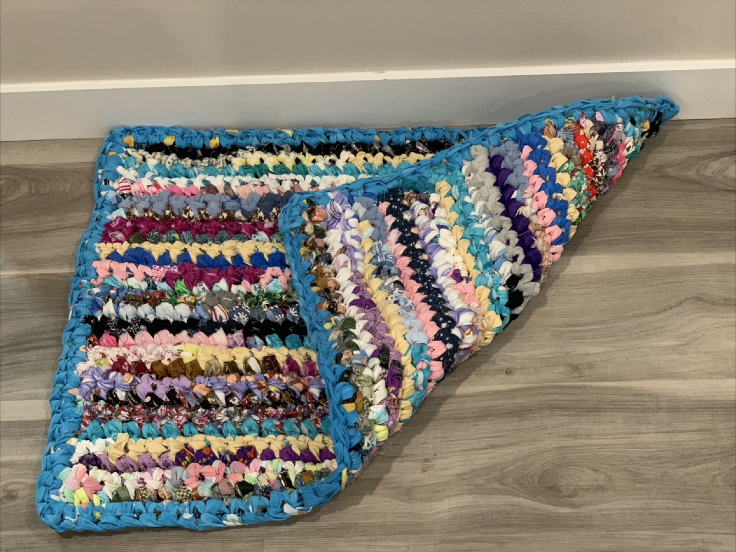 Handmade Rag Rug - photo 2