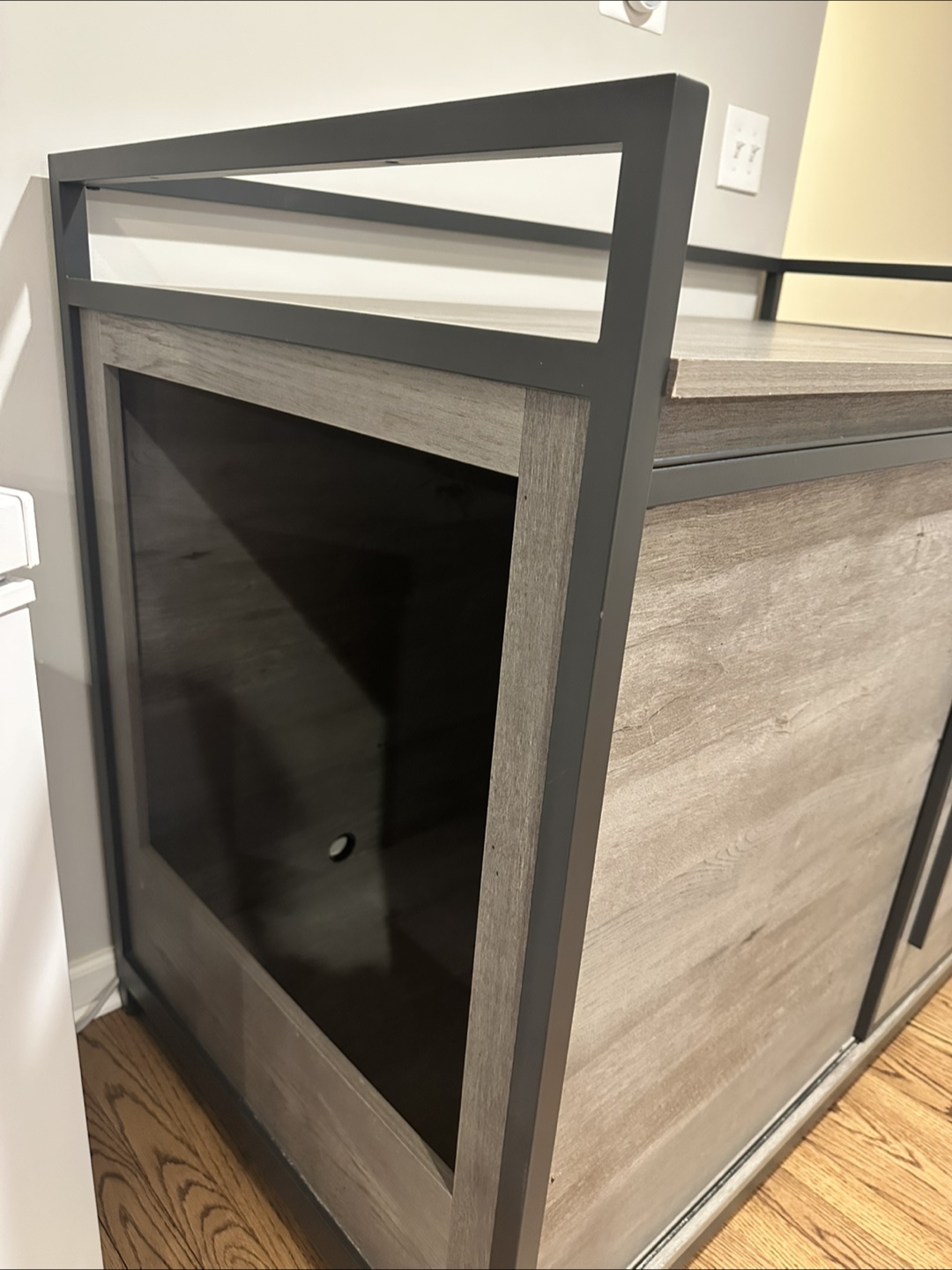 Sliding door farmhouse credenza - houses litter robot 3 - photo 3