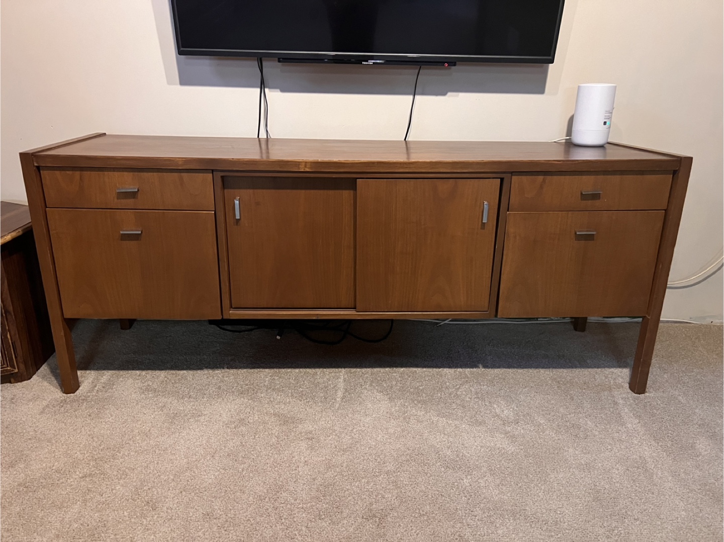 entertainment stand ‼️READ DESCRIPTION‼️
