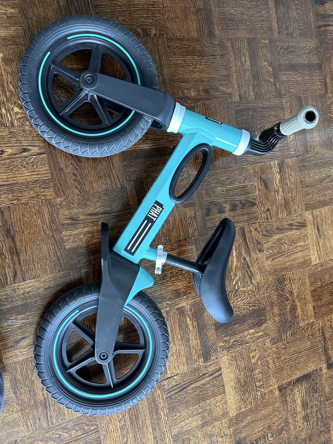 PHAT toddler and kids Balance Bike - photo 3