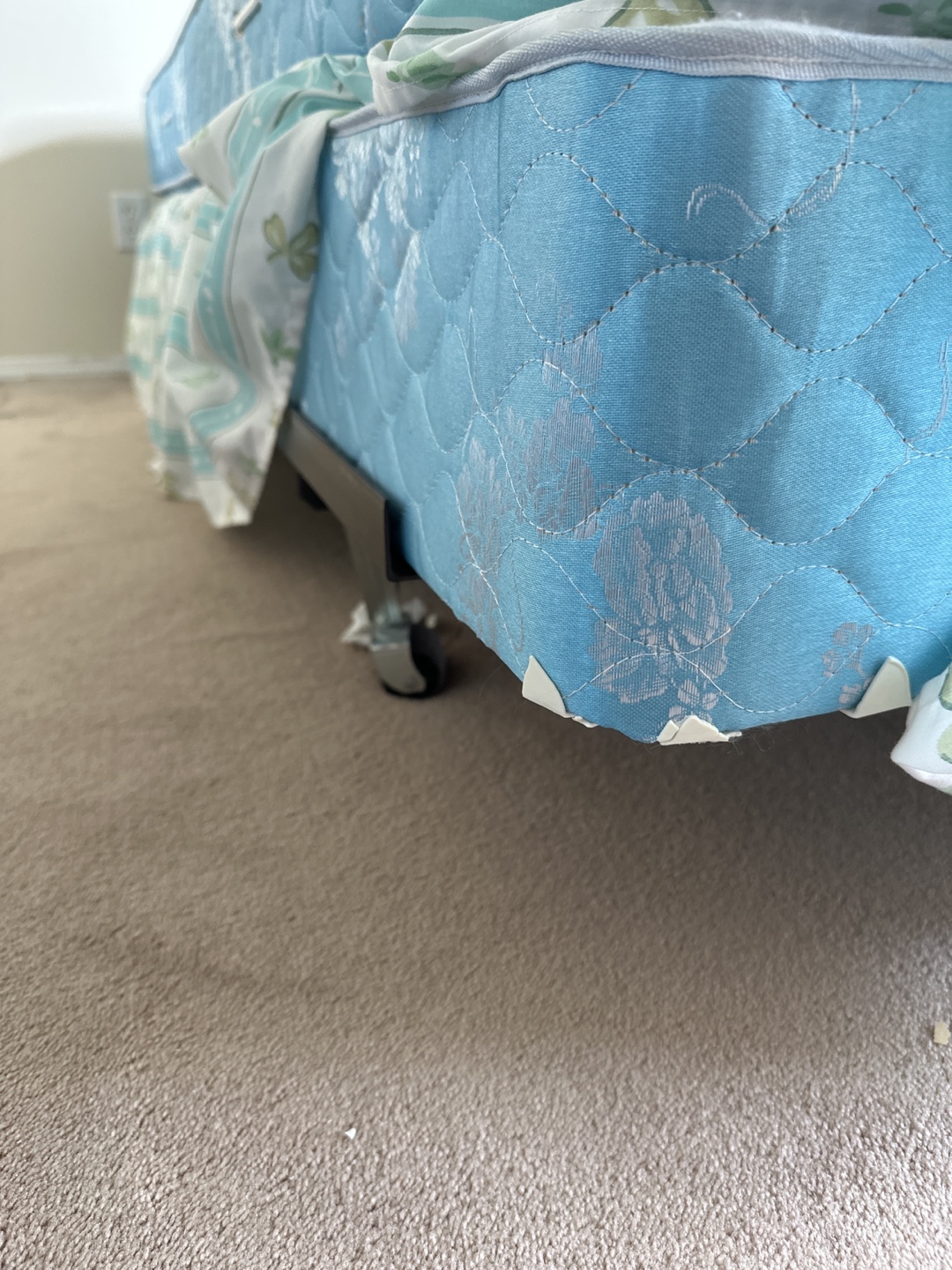 Queen Size Mattress with Box and Steel Frame - photo 2
