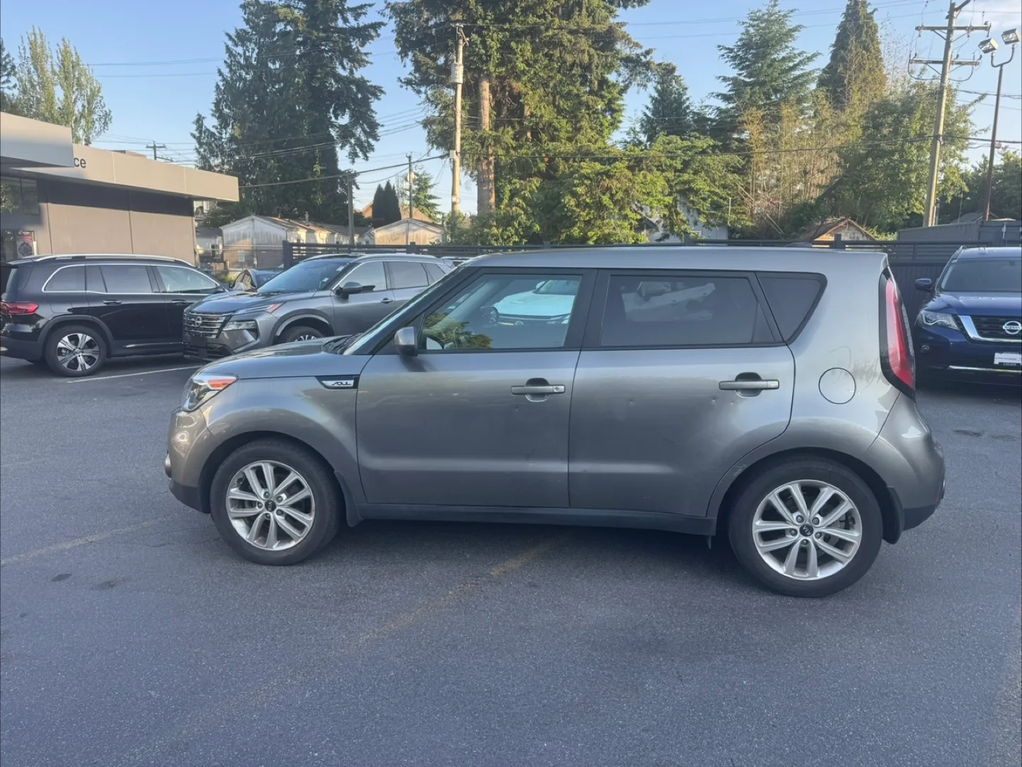 2019 Kia Soul EX image indicator(2)