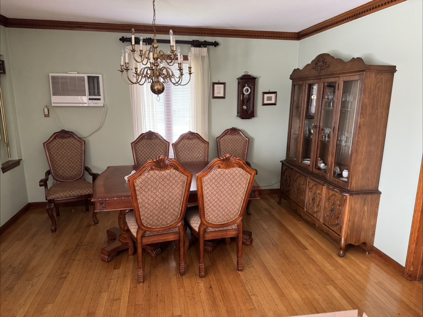 Dining room set - photo 2