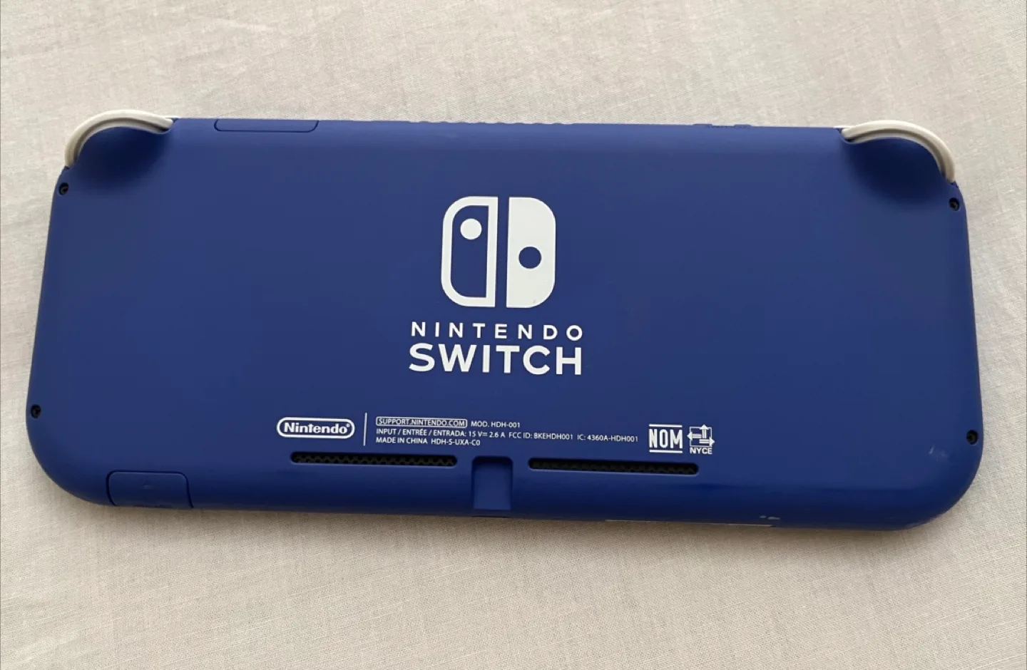 Nintendo Switch Lite - Blue image indicator(3)