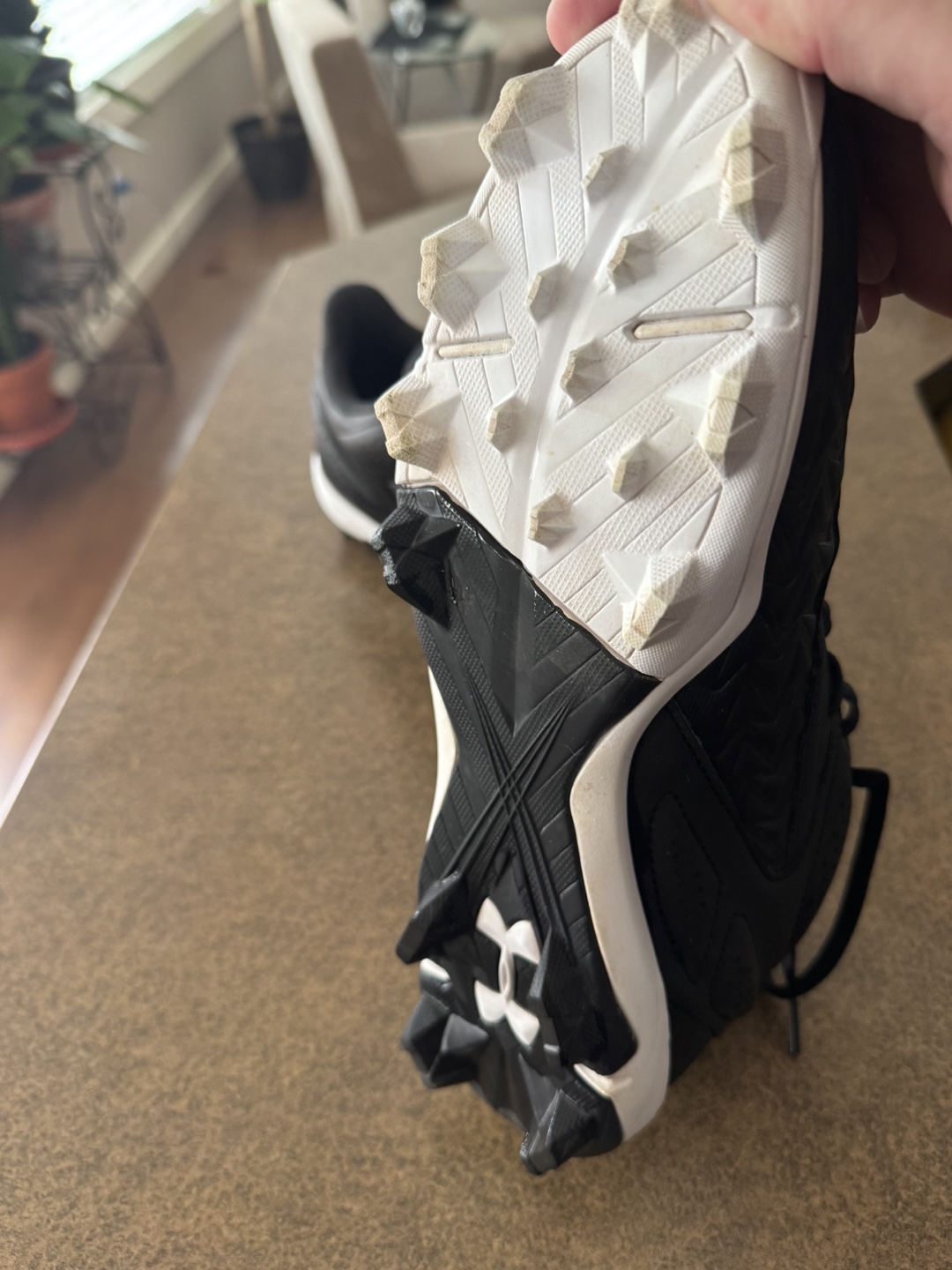 Men’s Baseball Cleats Size 9 - photo 2