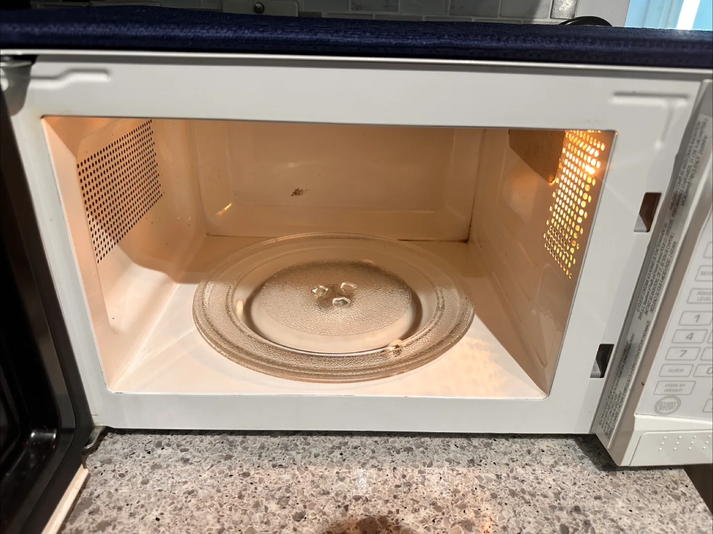 White Microwave Oven image indicator(3)