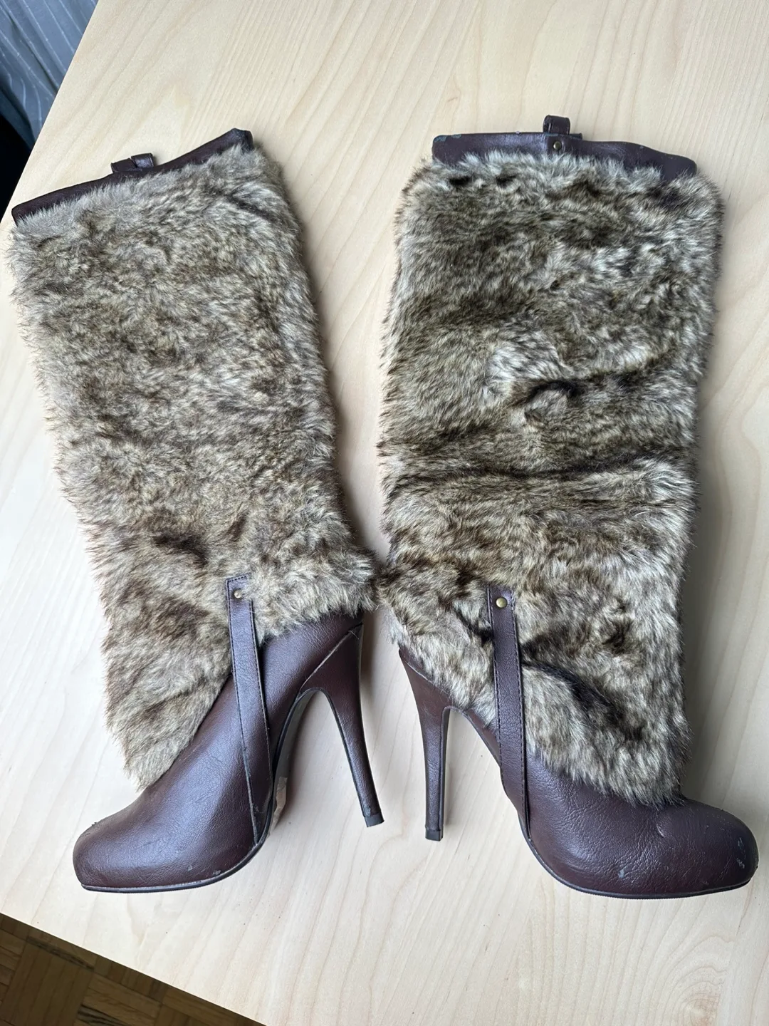 Freecycle #/ Brown Faux Fur High Heel Boots thumbnail