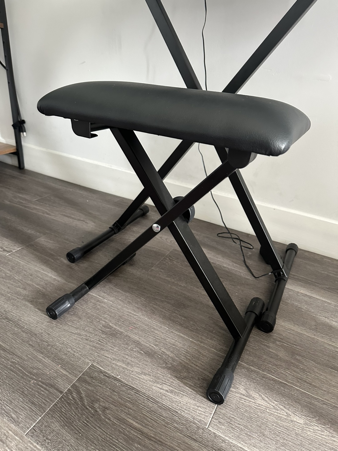 Keyboard, Stool, Headphones Bundle - photo 3