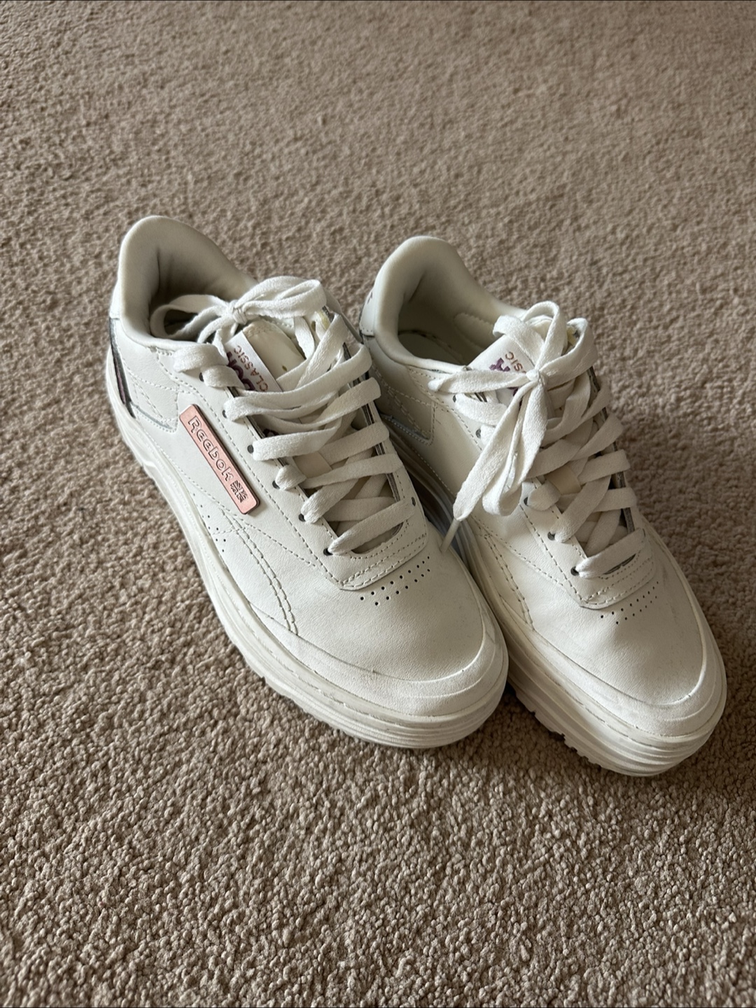 Reebok Classic Sneakers