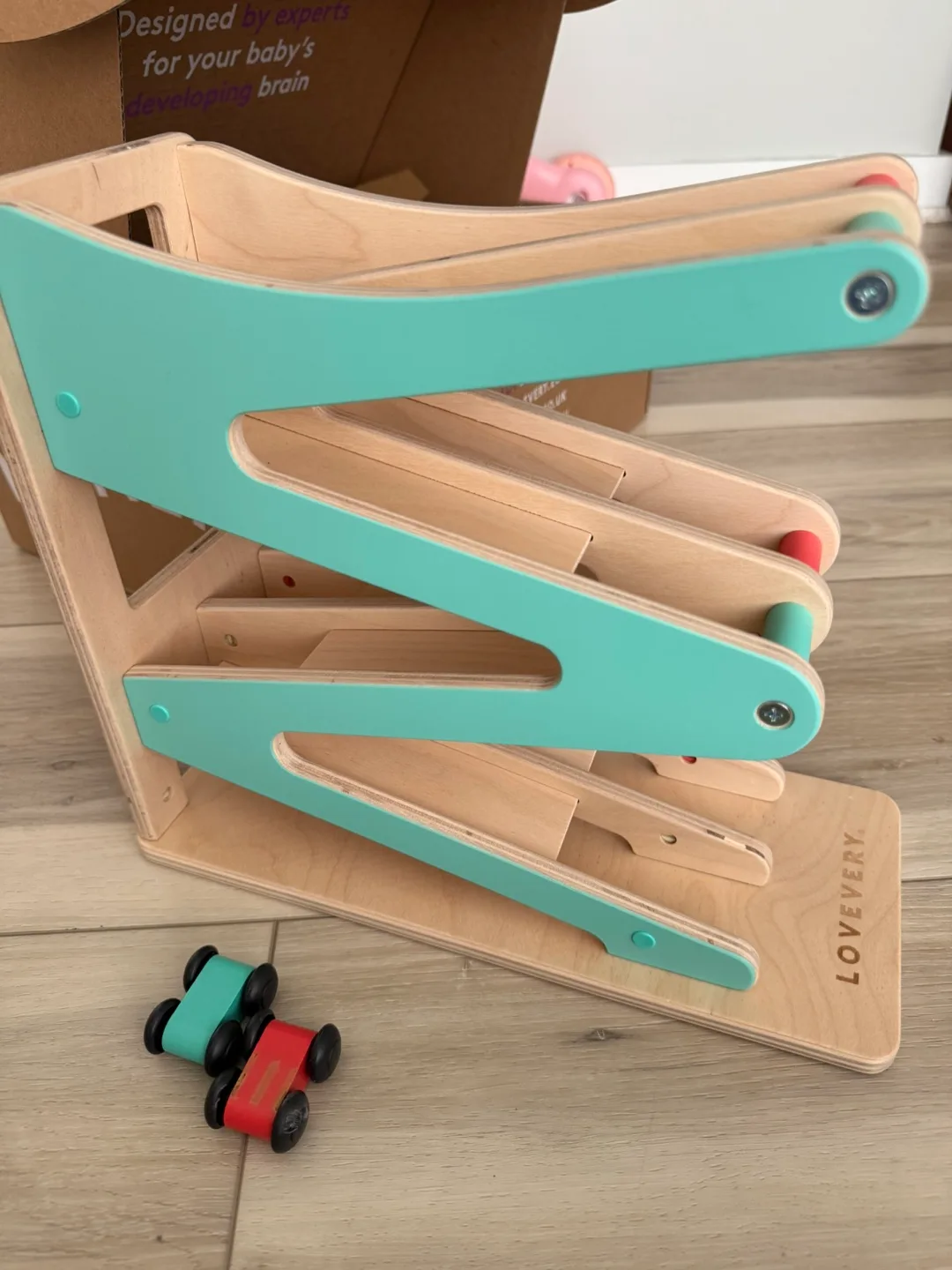 Lovevery play kit (16-18M) image indicator(5)