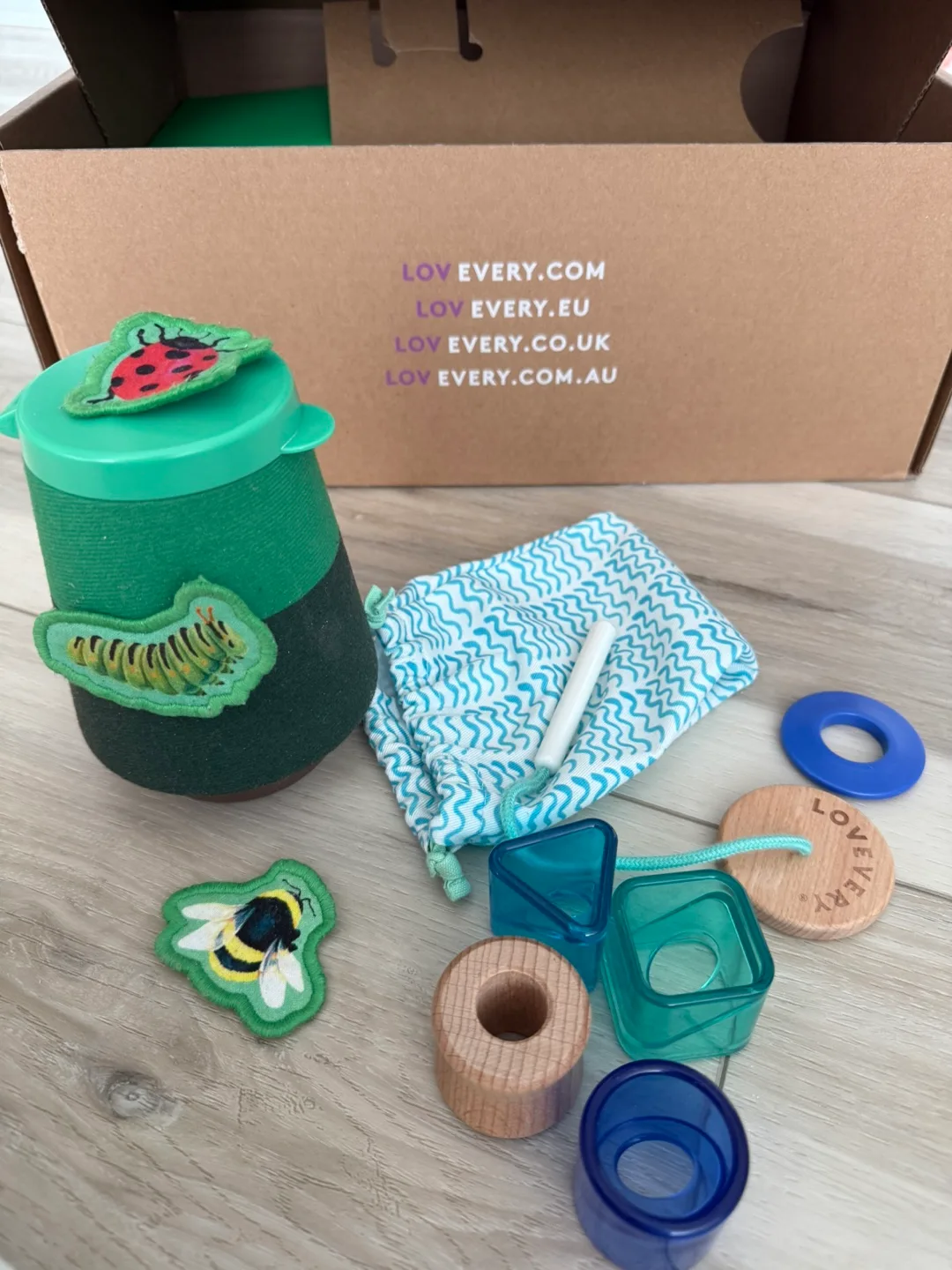 Lovevery play kit (16-18M) image indicator(3)