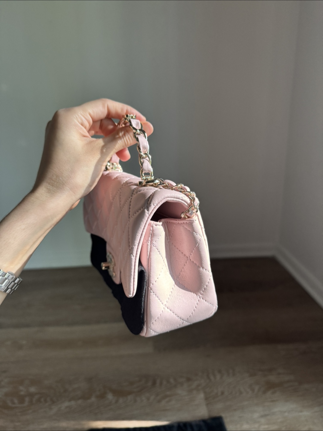 Chanel Pink Quilted Handbag - photo 3
