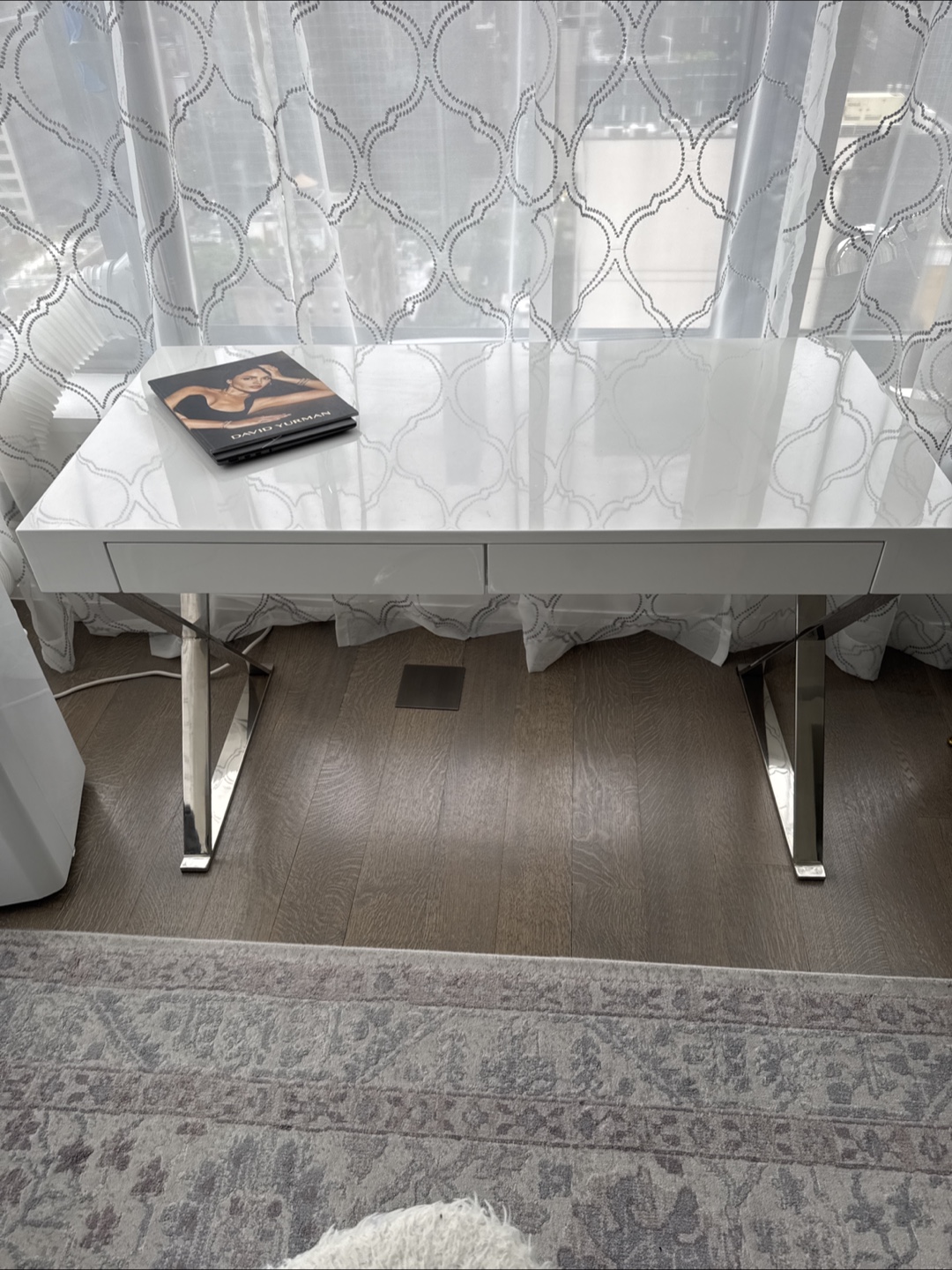 White Desk with Silver Legs