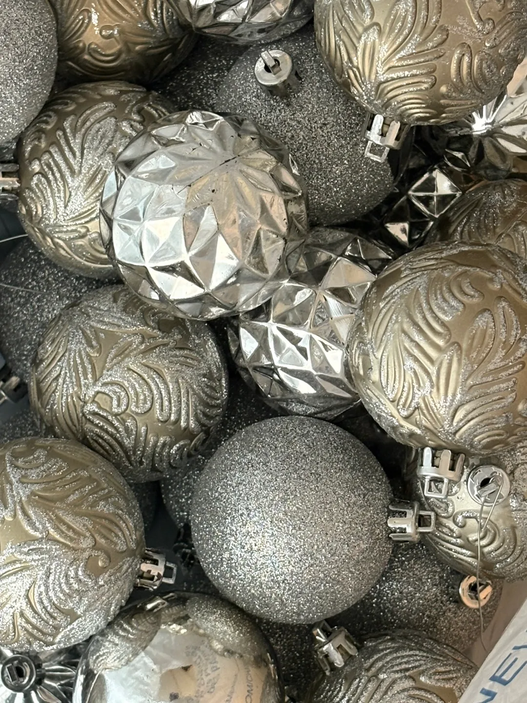 Silver Christmas Ornaments thumbnail